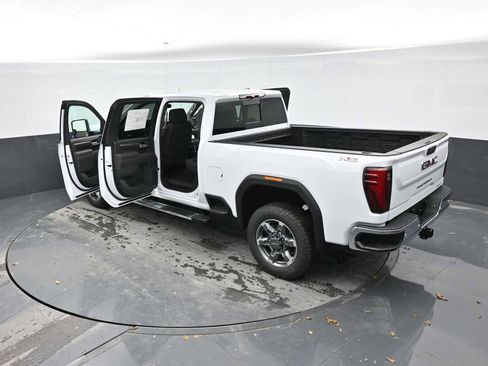 New 2026 GMC Sierra 2500 SLT w/ SLT Premium Package image 45