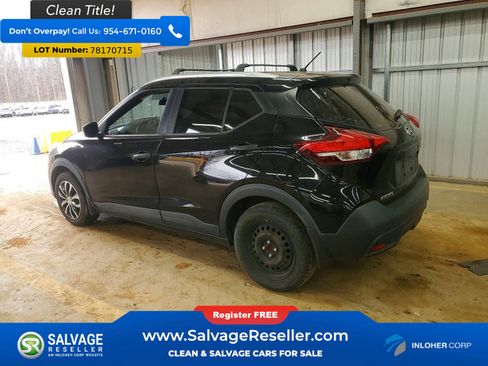 Used 2019 Nissan Kicks S image 3