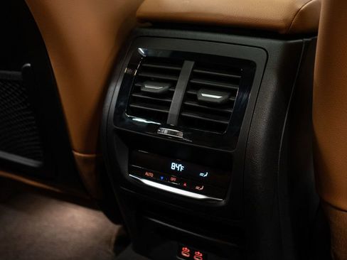 Used 2025 BMW X4 xDrive30i image 14