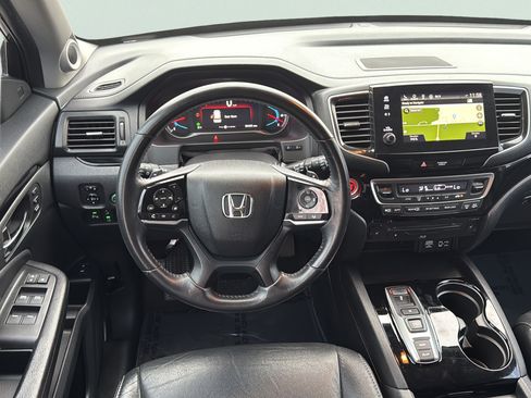 Used 2019 Honda Pilot Touring image 18