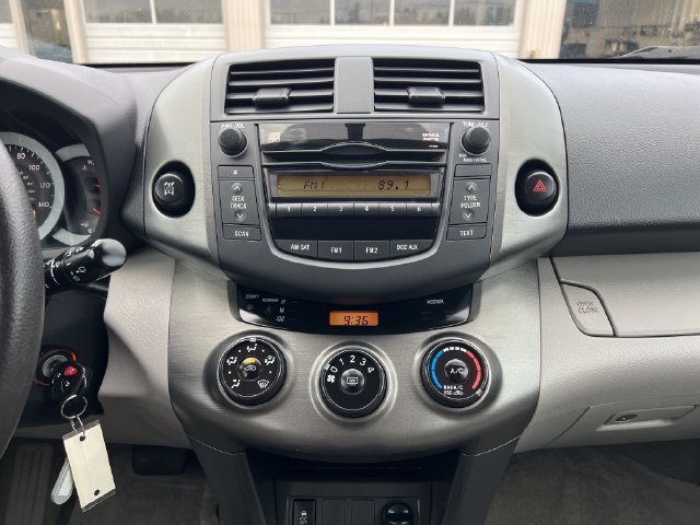 Used 2010 Toyota RAV4 4WD image 22