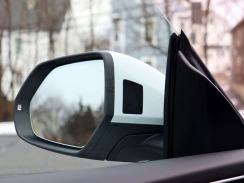 Used 2025 Audi Q8 Prestige w/ Prestige Package image 24