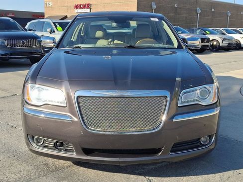 Used 2013 Chrysler 300 C w/ Light Group RWD image 35