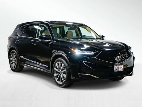 Used 2025 Acura MDX FWD w/ Technology Package image 6