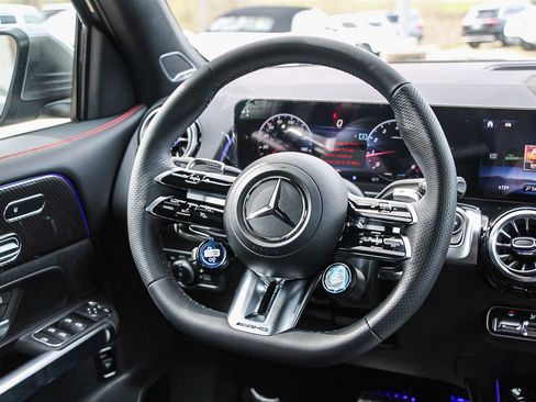 New 2026 Mercedes-Benz GLB 35 AMG 4MATIC image 11