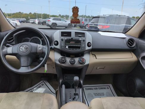 Used 2011 Toyota RAV4 4WD w/ Base L4 Extra Value Pkg image 13