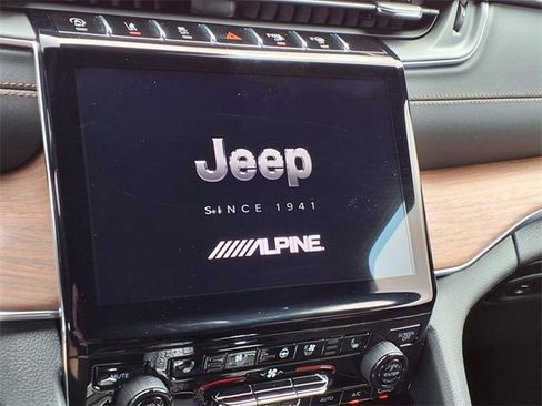 Used 2023 Jeep Grand Cherokee Summit w/ Adv Protech Group IV image 12