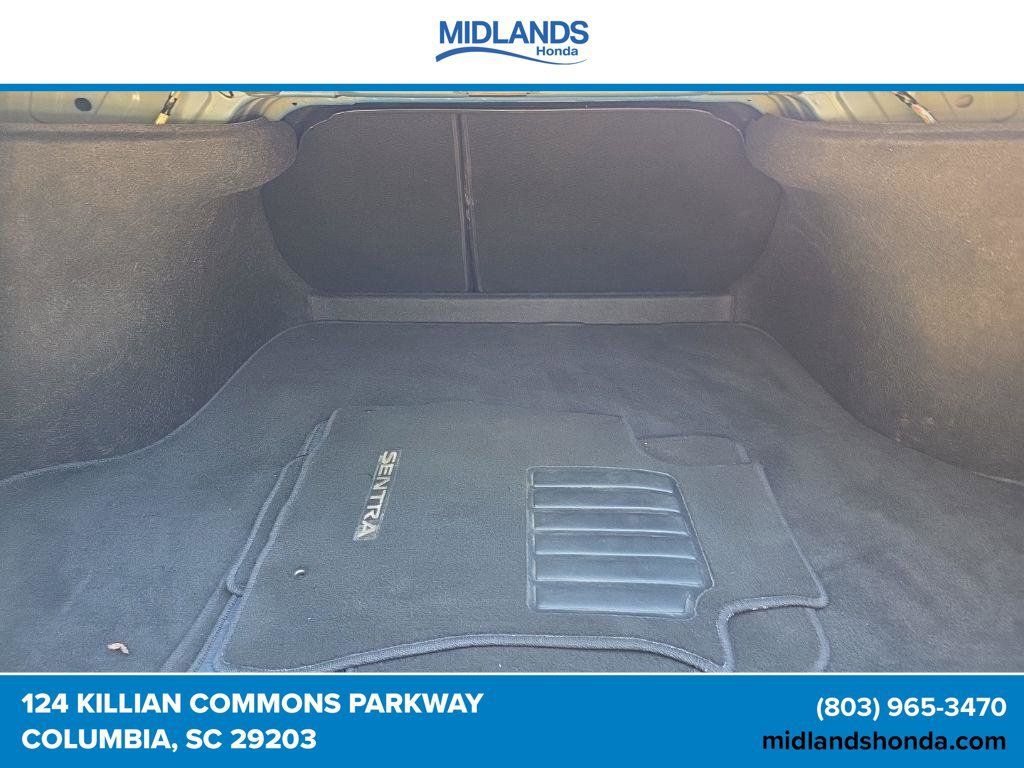Used 2025 Nissan Sentra SV FWD image 28