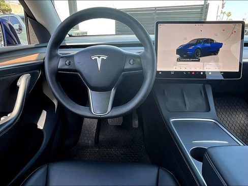 Used 2023 Tesla Model Y Long Range image 7