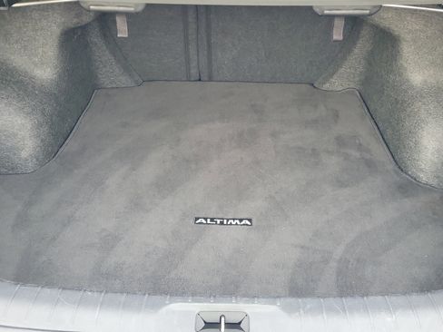 Certified 2024 Nissan Altima 2.5 SV w/ SV Premium Package image 10