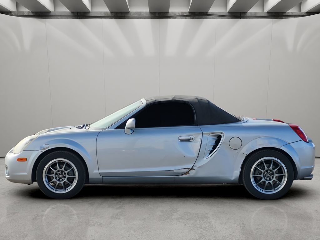 Used 2005 Toyota MR2 RWD image 2