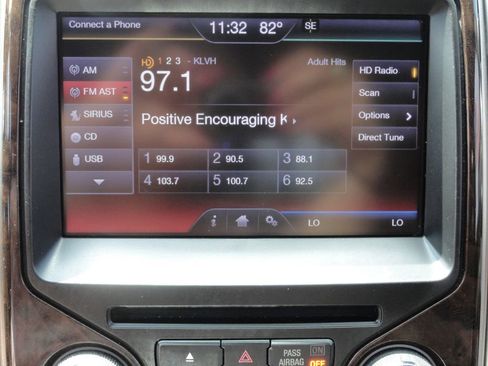 Used 2014 Ford F150 Platinum RWD image 16