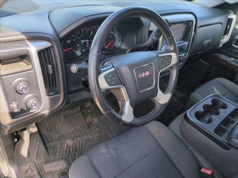 Used 2017 GMC Sierra 1500 SLE w/ SLE Value Package image 3