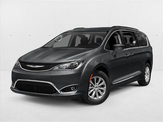 Used 2017 Chrysler Pacifica Touring-L w/ Tire & Wheel Group FWD video 1