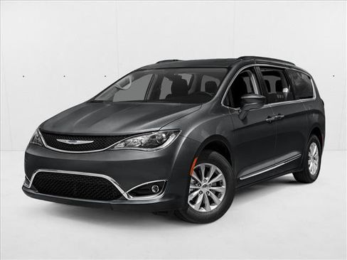 Used 2017 Chrysler Pacifica Touring-L w/ Tire & Wheel Group FWD image 1