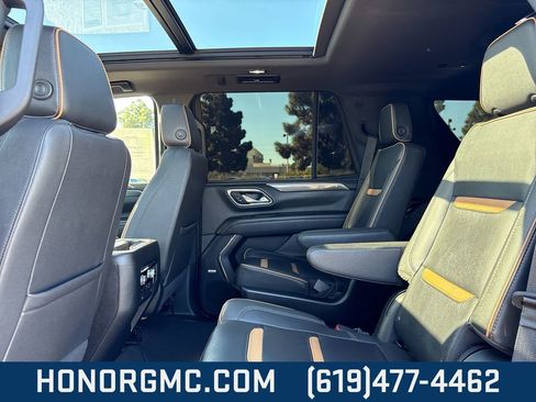 Used 2023 GMC Yukon AT4 w/ Technology Package image 18