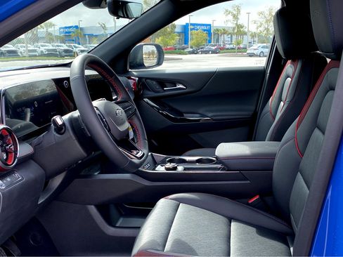 New 2025 Chevrolet Equinox RS w/ Safety and Technology Package image 4