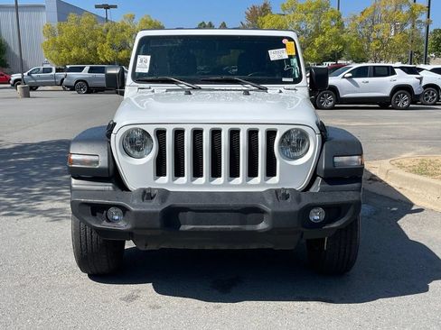 Used 2023 Jeep Wrangler Unlimited Sport AWD/4WD image 2