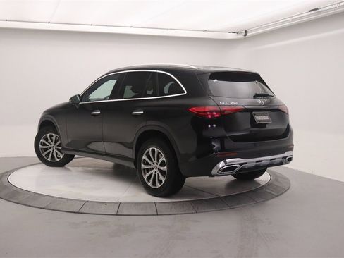 New 2026 Mercedes-Benz GLC 300 GLC 300 image 2