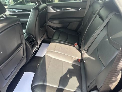 Used 2020 Cadillac XT5 Premium Luxury AWD/4WD image 36