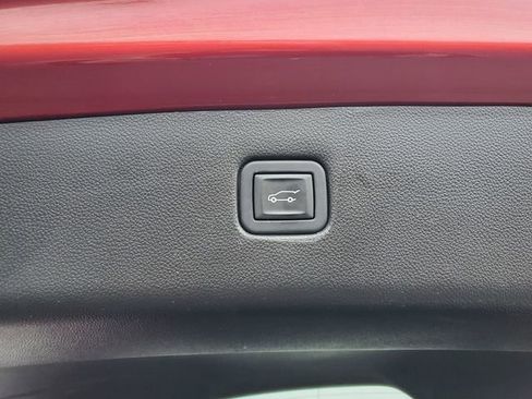 Certified 2024 Chevrolet Blazer LT w/ Convenience Package image 12