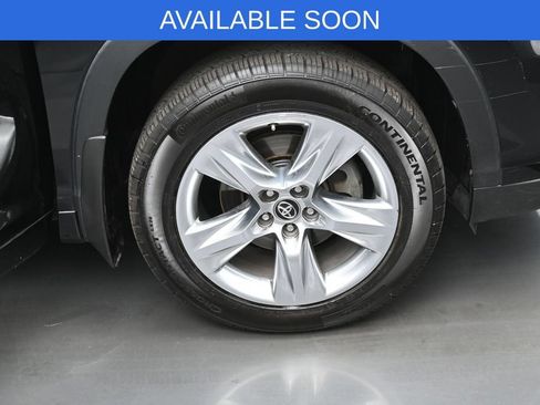 Certified 2016 Toyota Highlander Limited AWD/4WD image 42