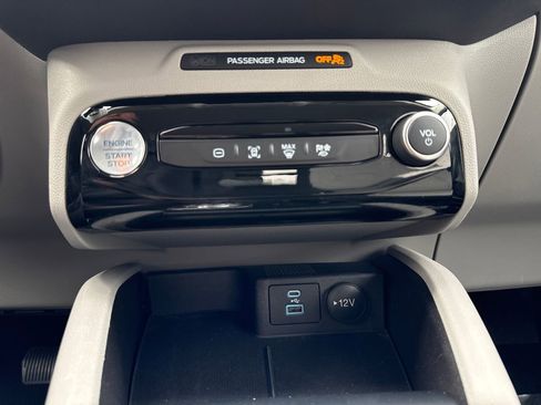 Used 2023 Ford Escape Active w/ Tech Pack #1 AWD/4WD image 21