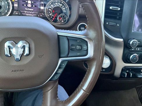 Used 2021 RAM 1500 Laramie w/ Off Road Group AWD/4WD image 8