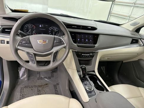 Certified 2024 Cadillac XT5 Premium Luxury image 22