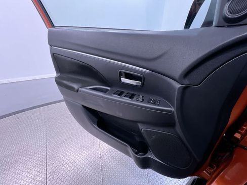 Used 2021 Mitsubishi Outlander Sport ES FWD image 30