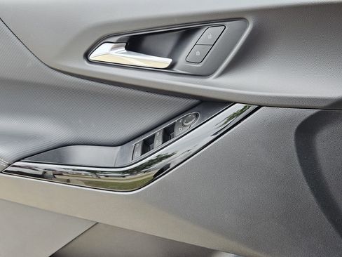 New 2026 Chevrolet Equinox LT FWD image 22