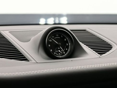 New 2026 Porsche Macan S image 12