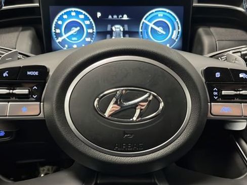 Used 2024 Hyundai Tucson Limited image 16