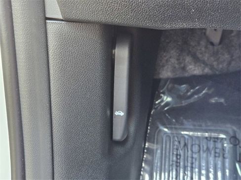 New 2026 Kia Sorento S image 15