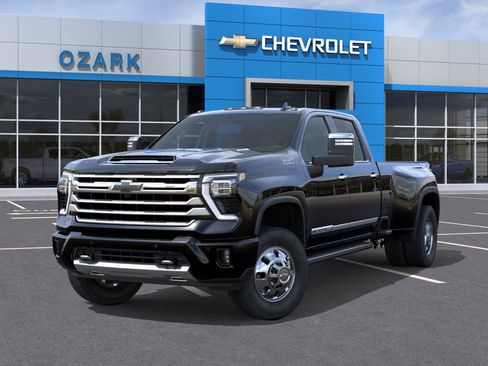 New 2026 Chevrolet Silverado 3500 High Country w/ High Country Premium Package AWD/4WD image 47