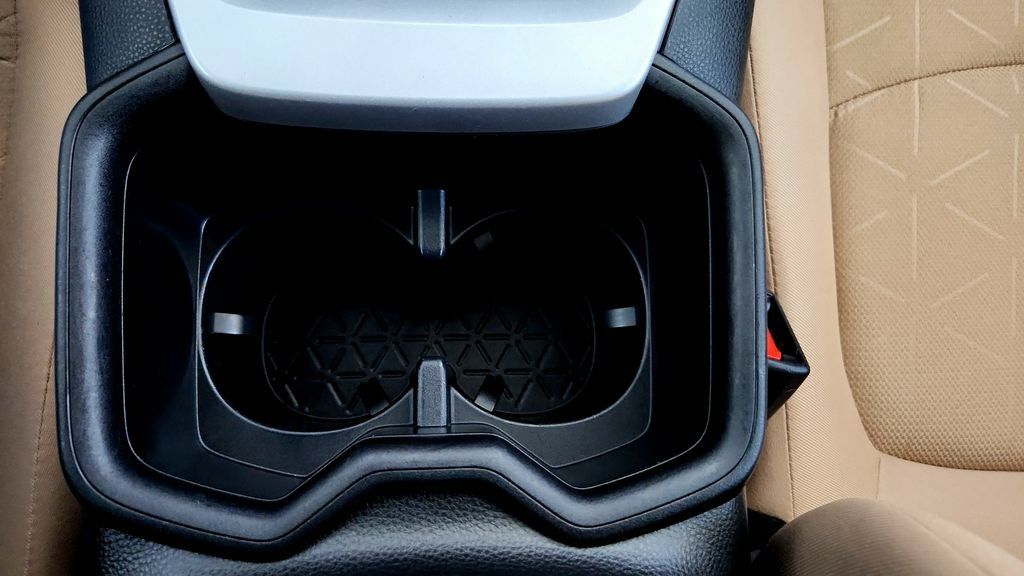 Certified 2025 Toyota RAV4 XLE AWD/4WD image 34
