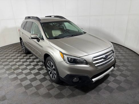 Used 2017 Subaru Outback 3.6R Limited AWD/4WD image 1