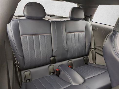 Certified 2025 MINI Cooper S image 18