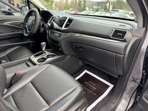 Used 2019 Honda Ridgeline RTL-T image 19
