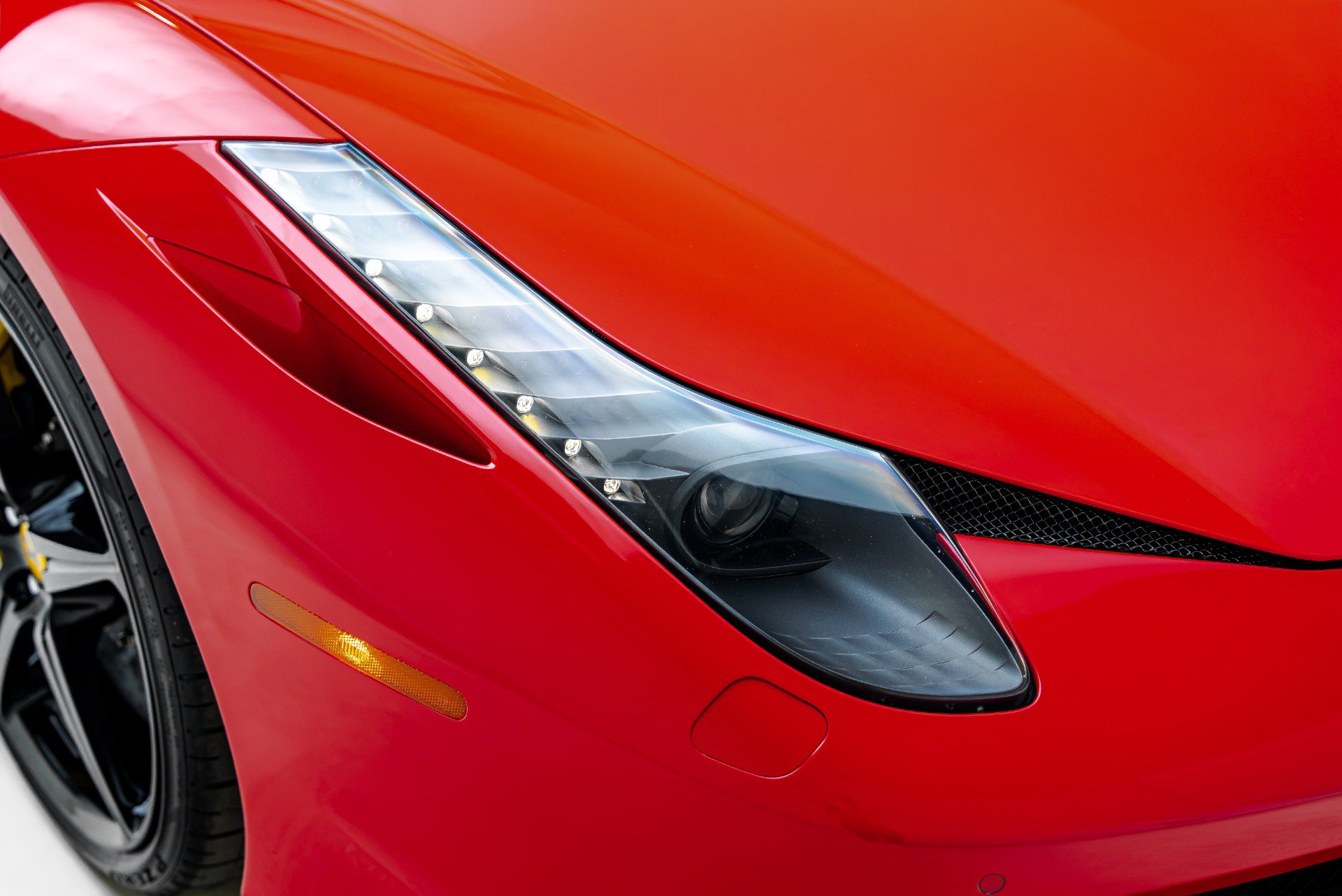 Used 2013 Ferrari 458 Italia Coupe RWD image 21