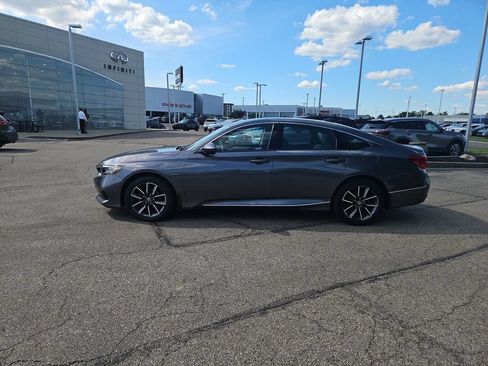 Used 2021 Honda Accord EX-L image 2