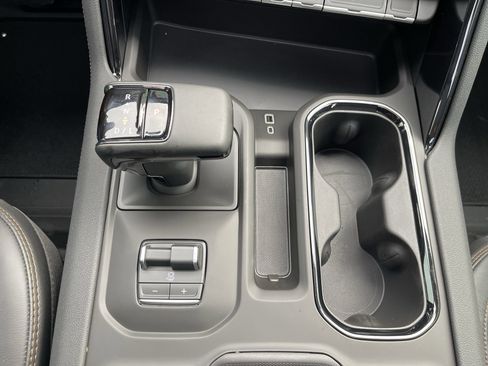 New 2026 GMC Sierra 1500 AT4 w/ AT4 Premium Package image 51