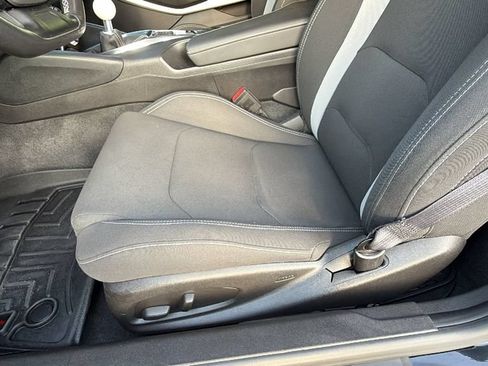 Used 2016 Chevrolet Camaro LT RWD image 22