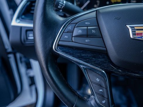 Used 2024 Cadillac XT5 Premium Luxury image 6