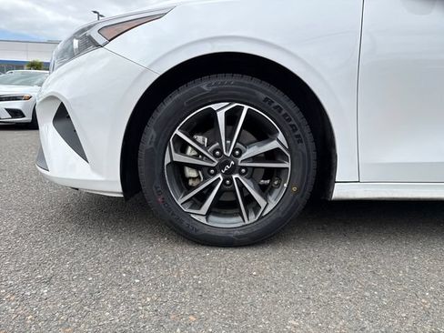Used 2024 Kia Forte LXS FWD image 26
