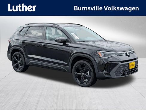 New 2026 Volkswagen Taos SE AWD/4WD image 1