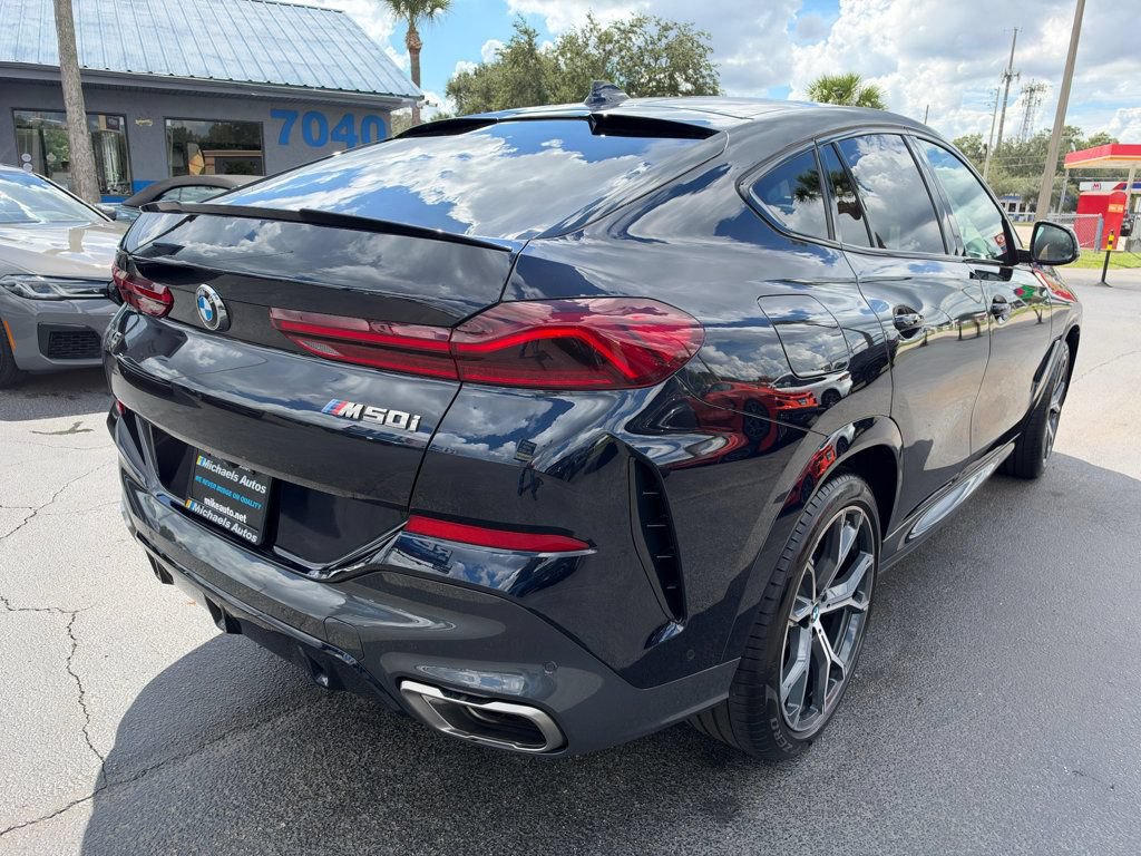 Used 2023 BMW X6 M50i w/ Parking Assistance Package AWD/4WD image 5