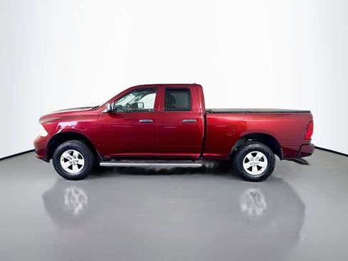 Used 2017 RAM 1500 Express AWD/4WD image 9