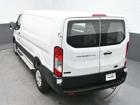 Used 2025 Ford Transit 250 Low Roof w/ Exterior Upgrade Package RWD image 32