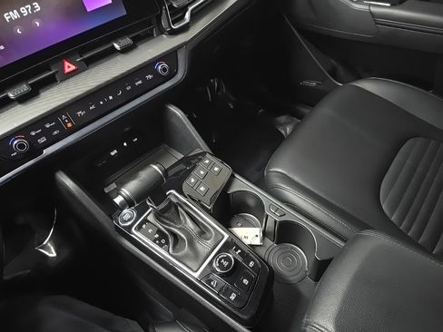 Used 2023 Kia Sportage SX image 28